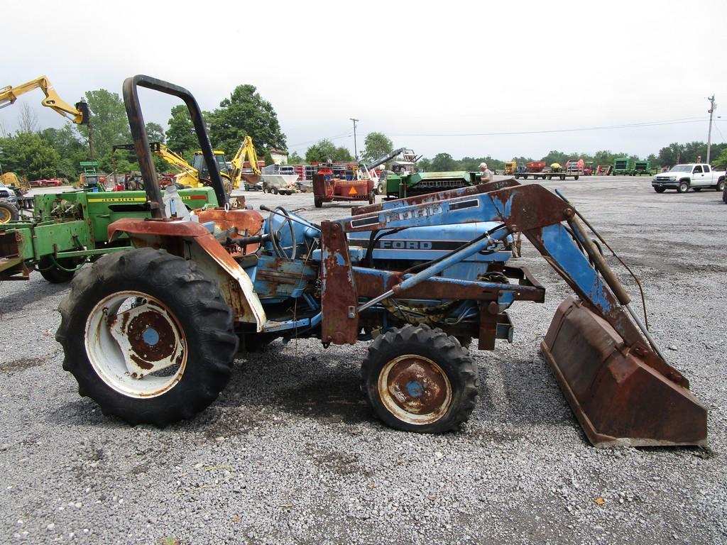 FORD 1720 W LOADER