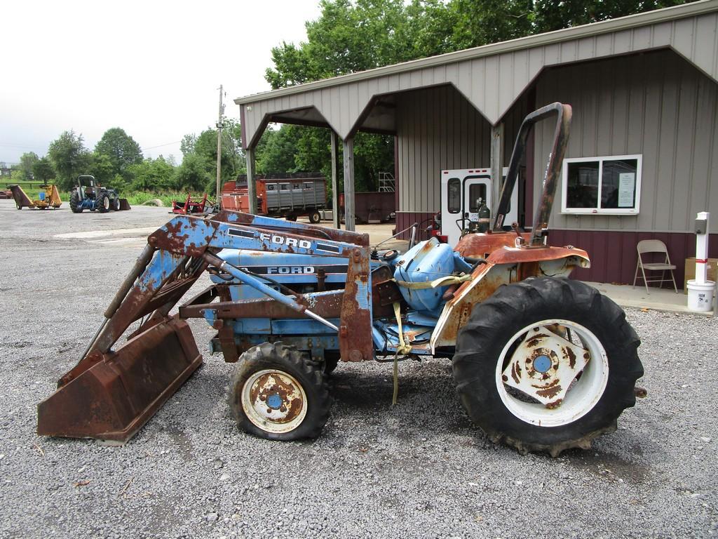 FORD 1720 W LOADER