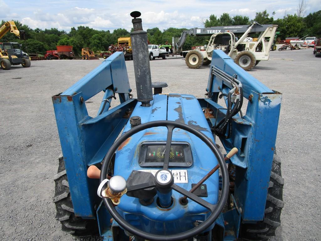 FORD 4630 TURBO W FD 7410 LOADER