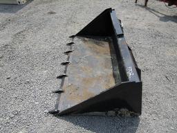 SKIDSTEER 66" TOOTH BUCKET