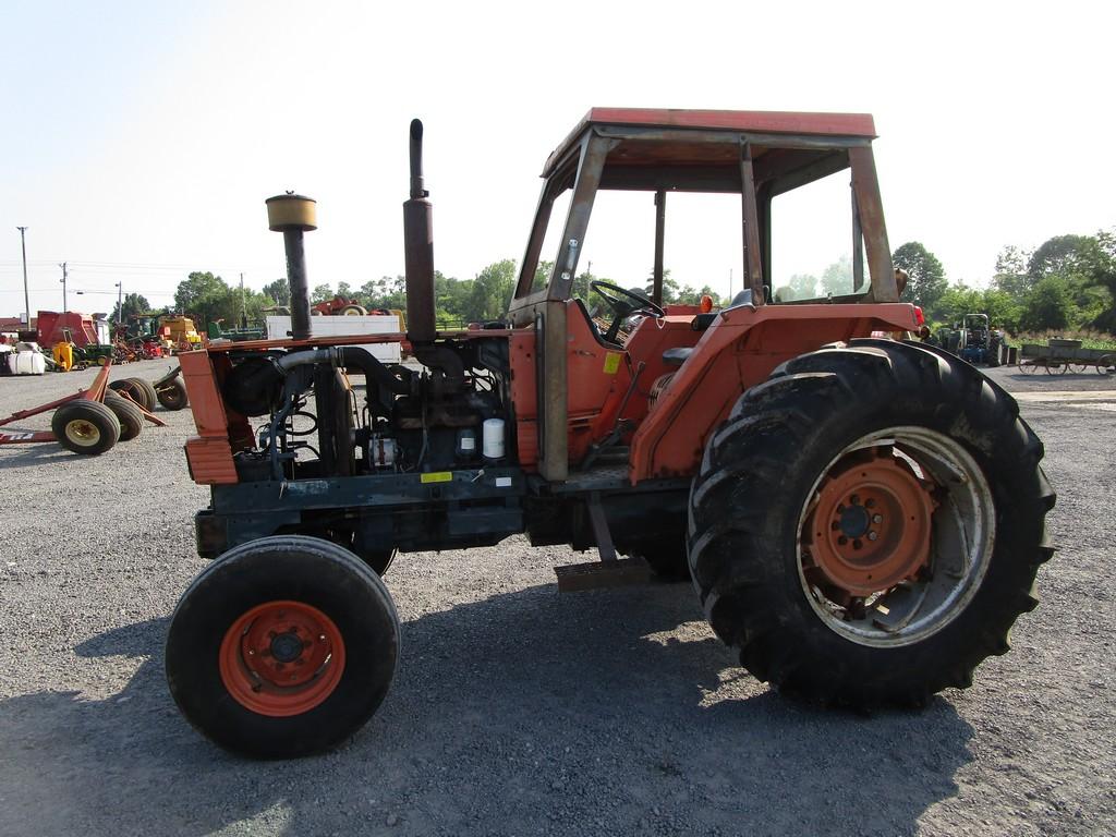 KUBOTA 8950 TRACTOR