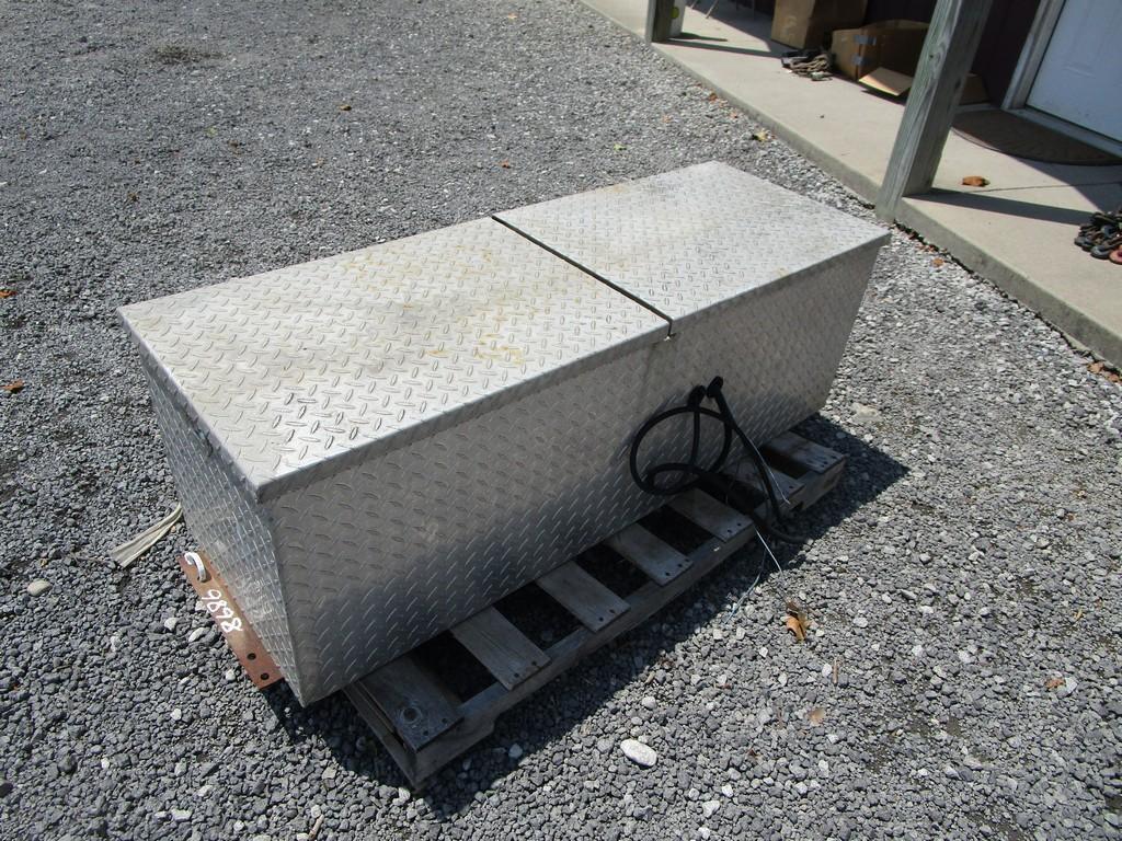 TRANSFER FLOW TANK & TOOLBOX COMBO