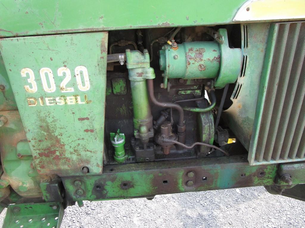 JOHN DEERE 3020 TRACTOR