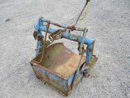 FORD 3PT POND SCOOP