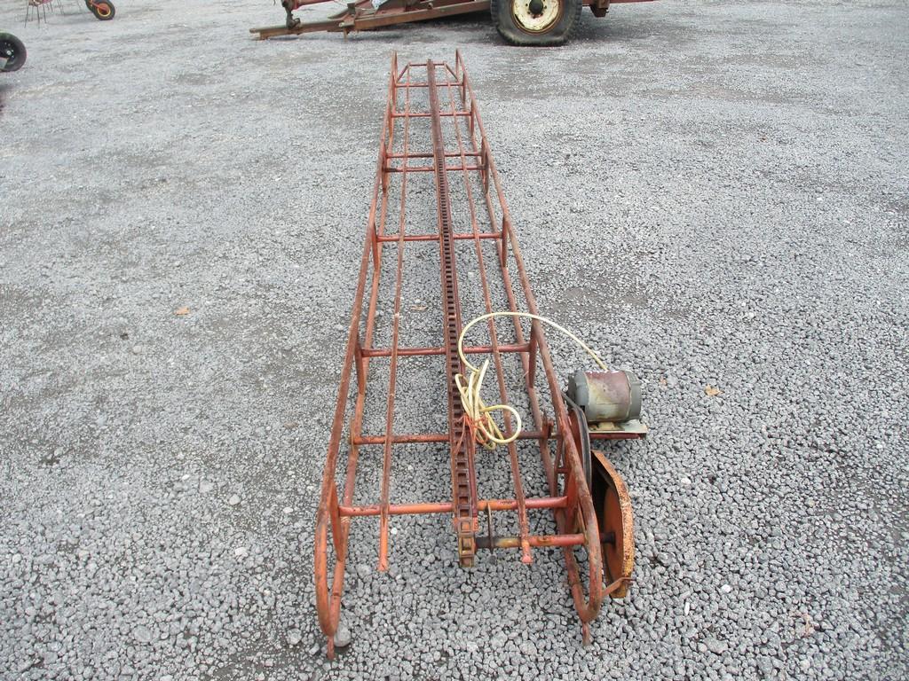 MODERN MILL 18" HAY ELEVATOR W MOTOR