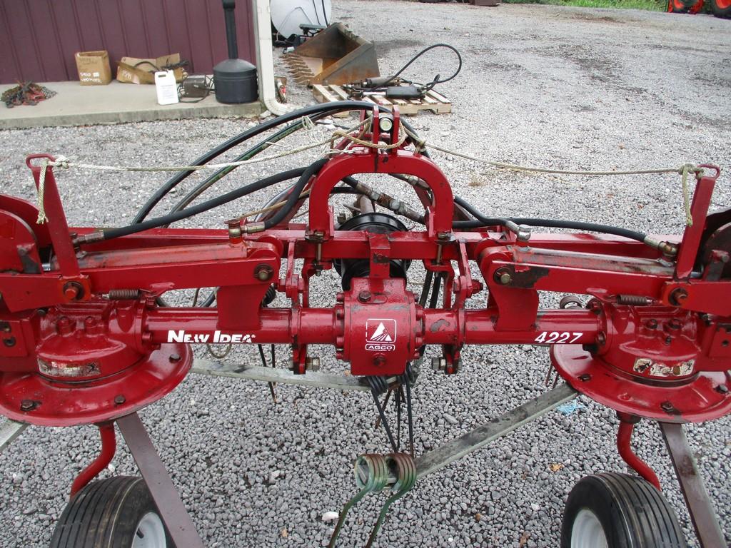 NEW IDEA 4217 HAY TEDDER
