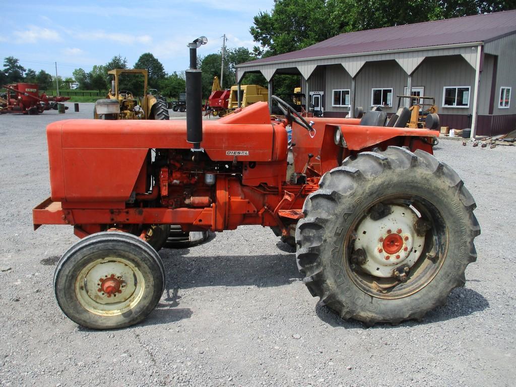 ALLIS-CHALMERS 160 TRACTOR