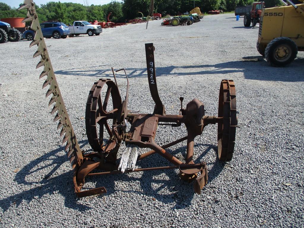 IH #9 SICKLE MOWER