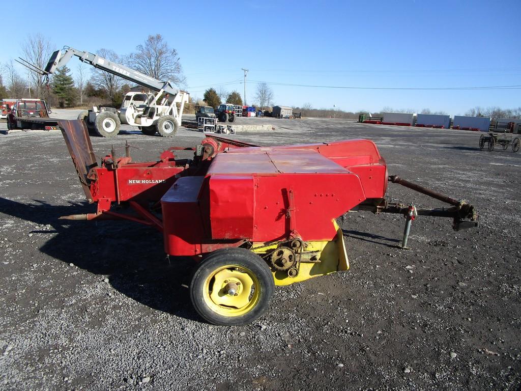 NEW HOLLAND 268 SQ BALER