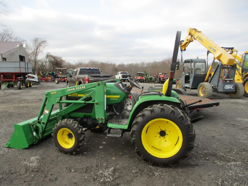 JOHN DEERE 4400 TRACTOR W JD 430 LOADER