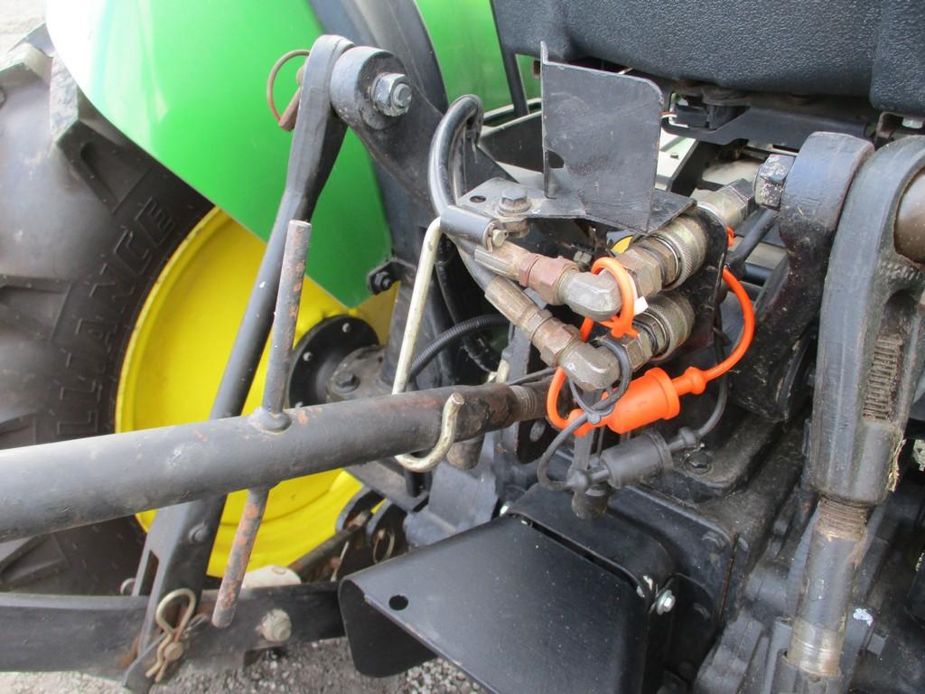 JOHN DEERE 4400 TRACTOR W JD 430 LOADER