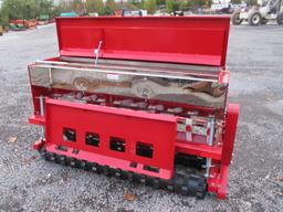 DROP SEEDER W PACKING WHEELS