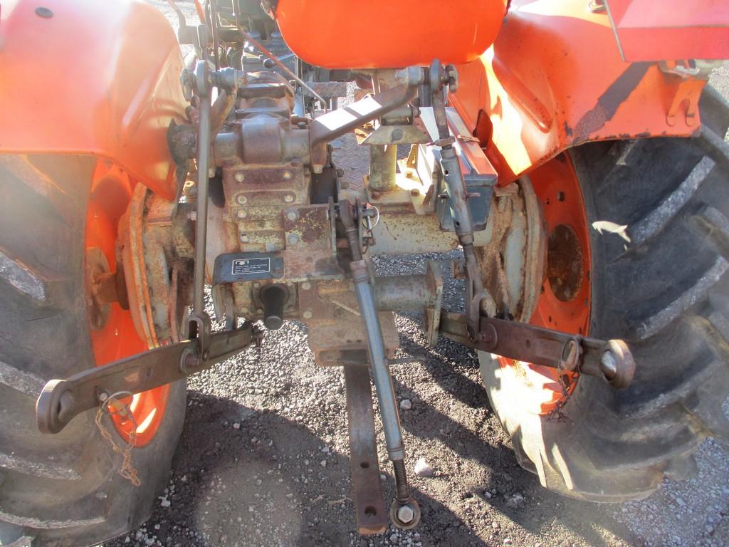 KUBOTA L245H OFFSET CULTIVATING TRACTOR