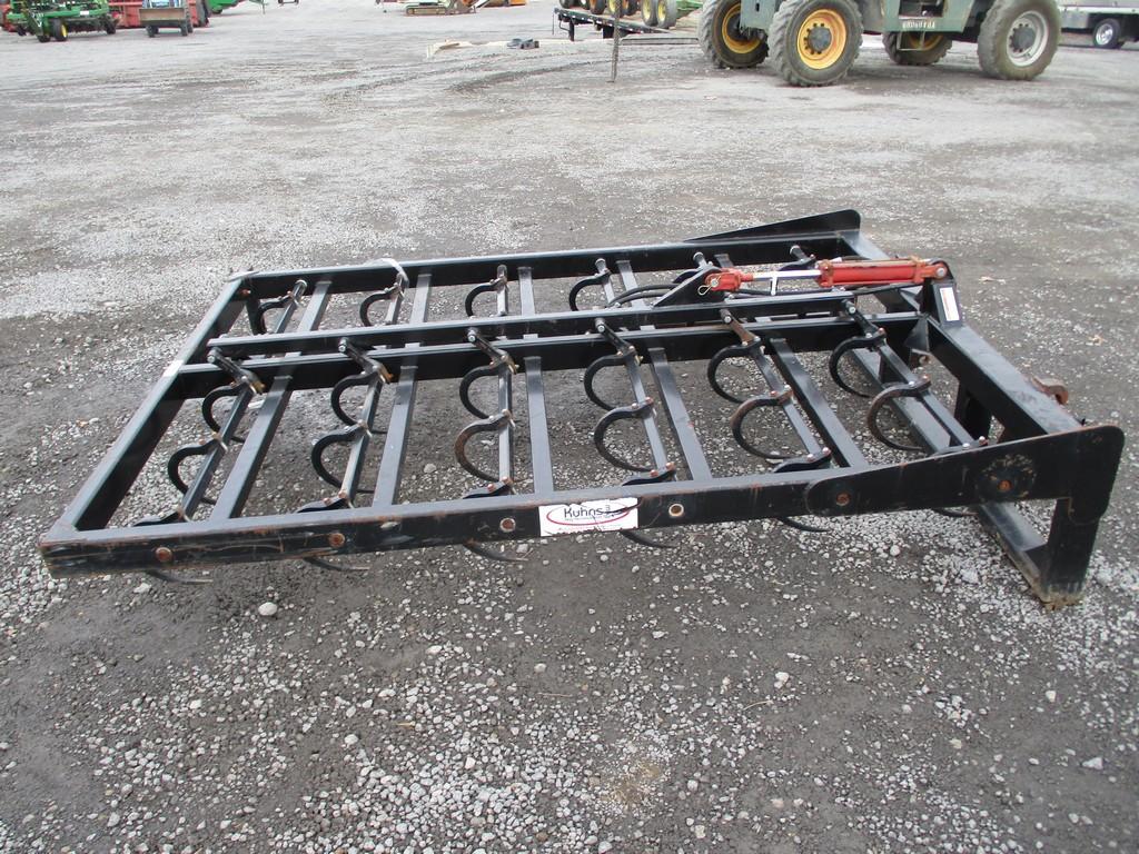 KUHNS 10 BALE HAY GRAPPLE