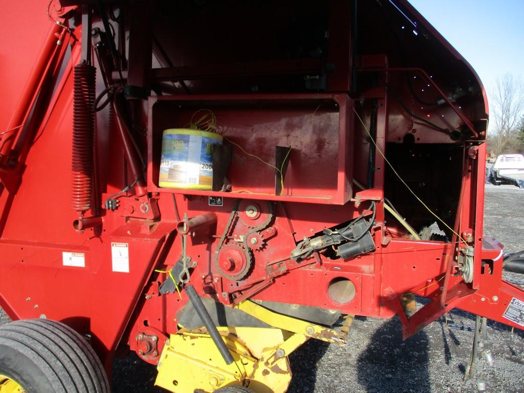 NEW HOLLAND BR780 RD BALER
