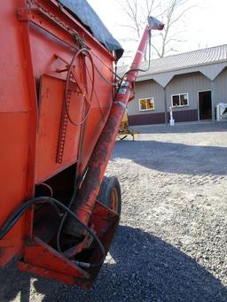 KEWANEE WAGON GEAR W GW BOX AND BRUSH AUGER