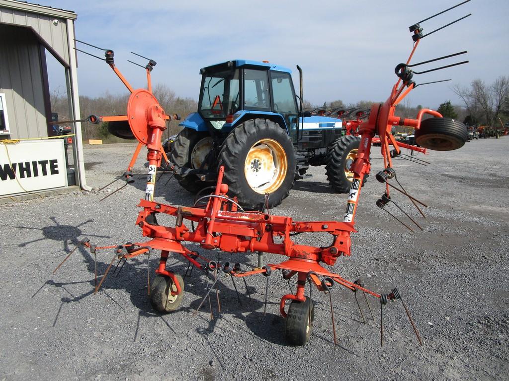 KUHN GF 5001 HAY TEDDER