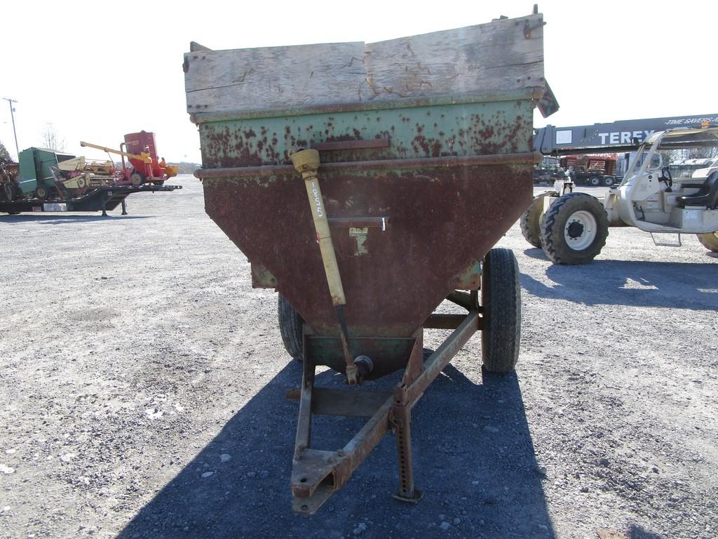 JOHN DEERE 68 FEED CART