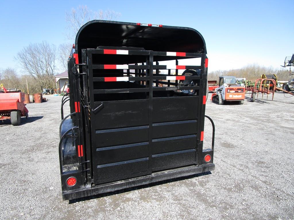 BLACK GOOSENECK LIVESTOCK TRAILER