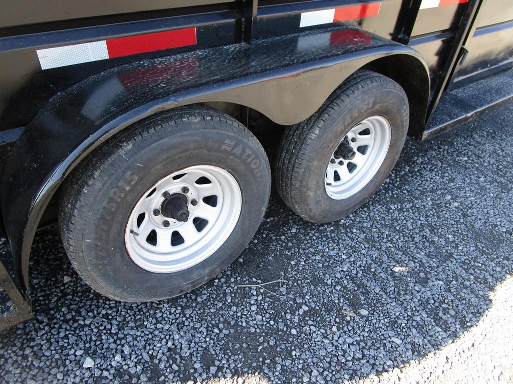 BLACK GOOSENECK LIVESTOCK TRAILER