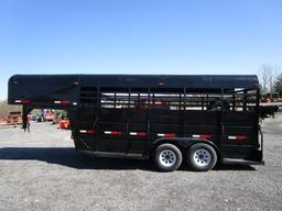 BLACK GOOSENECK LIVESTOCK TRAILER