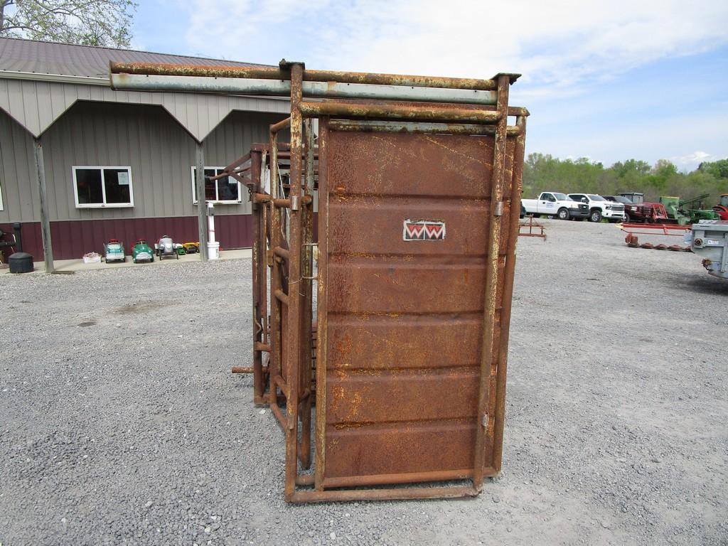 WW LIVESTOCK CHUTE W PALP CASE