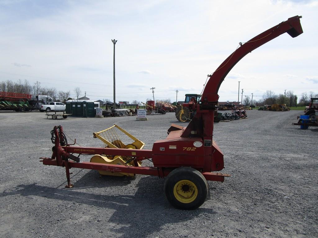 NEW HOLLAND 782 CHOPPERHEAD  W HAY HEAD