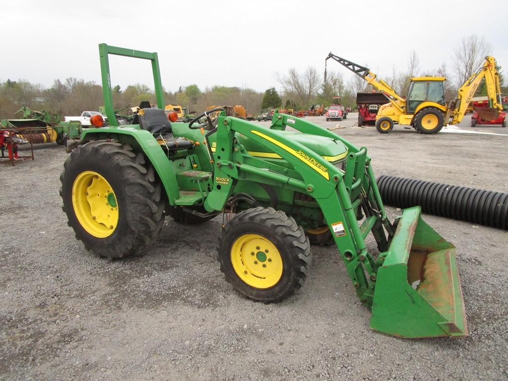 JOHN DEERE 990 W JD300CX LOADER