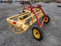 NEW HOLLAND  258 DOLLY RAKE