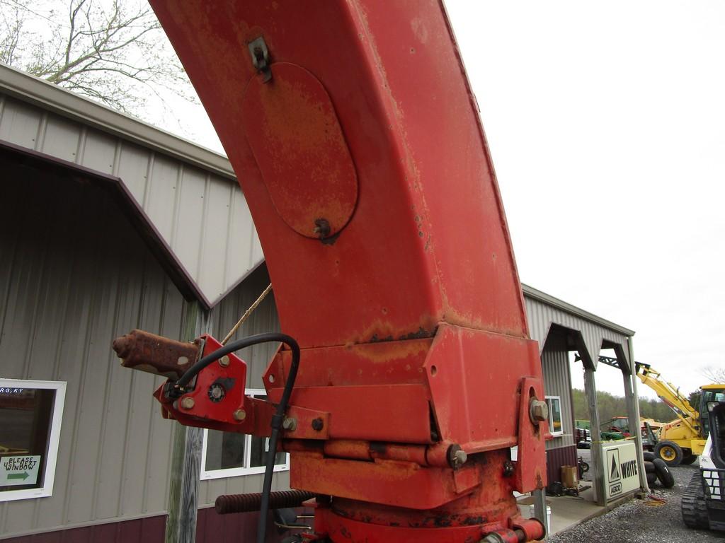 NEW HOLLAND 900 CHOPPER W 824 & 900W HEADS