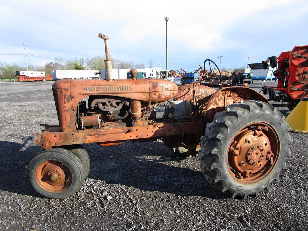 ALLIS-CHALMERS WD TRACTOR