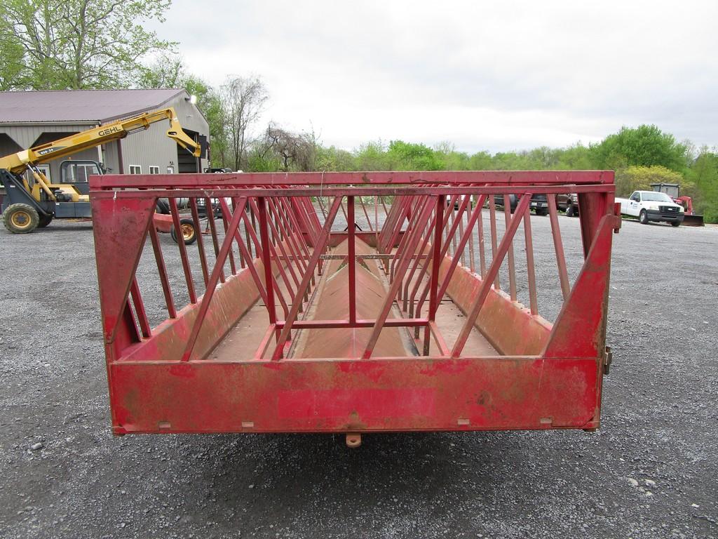 RED 24' HAY FEEDER WAGON