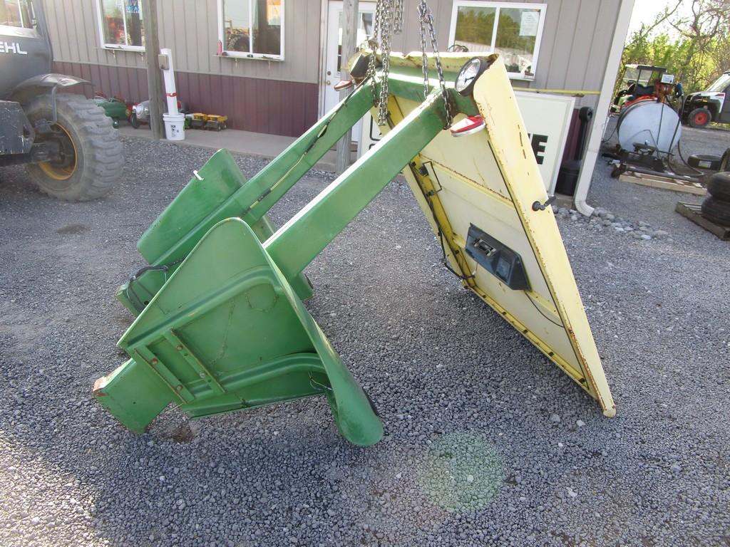 JOHN DEERE ROLLBAR AND CANOPY W FENDERS