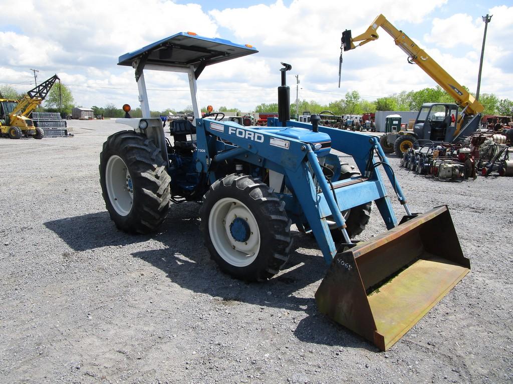 FORD 4610 W FORD 7309 LOADER