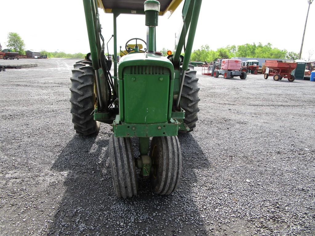 JOHN DEERE 2510 TRACTOR W JD 720 LOADER TRICYCLE