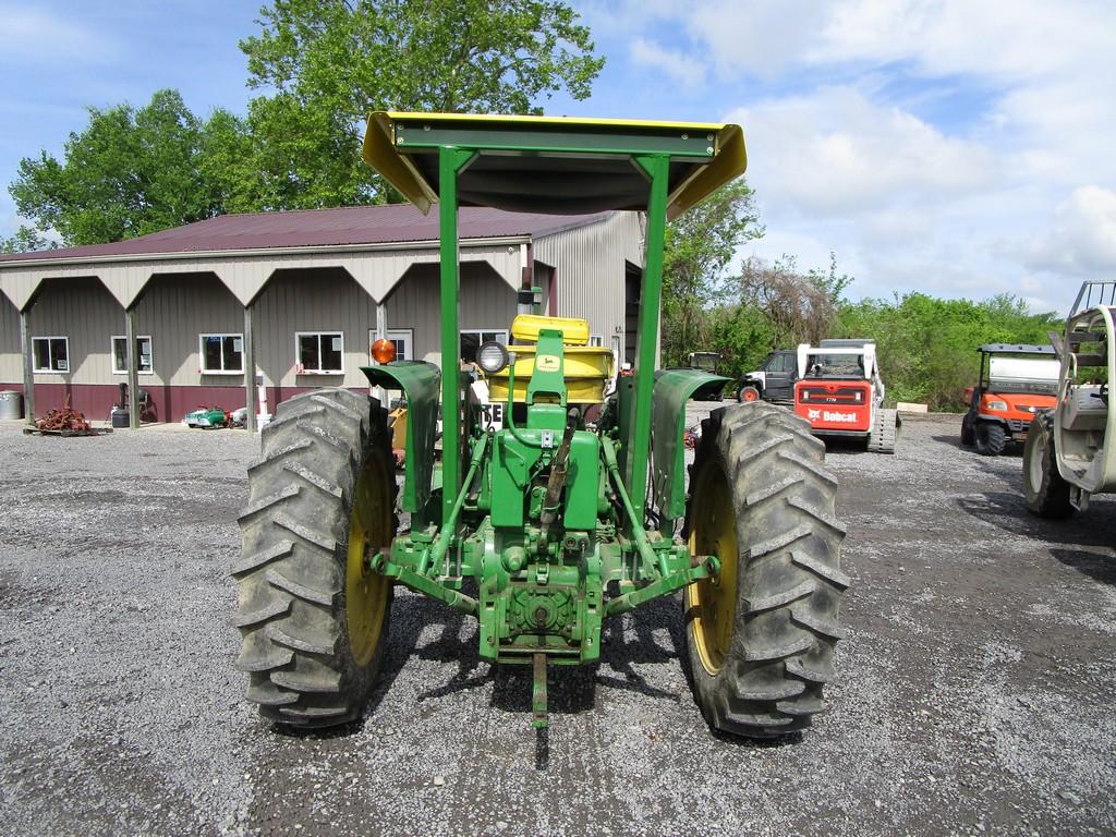 JOHN DEERE 2510 TRACTOR W JD 720 LOADER TRICYCLE