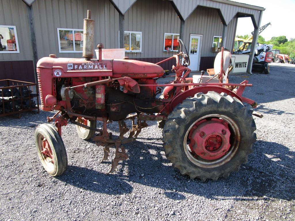 FARMALL SUPER A W CULTIVATORS