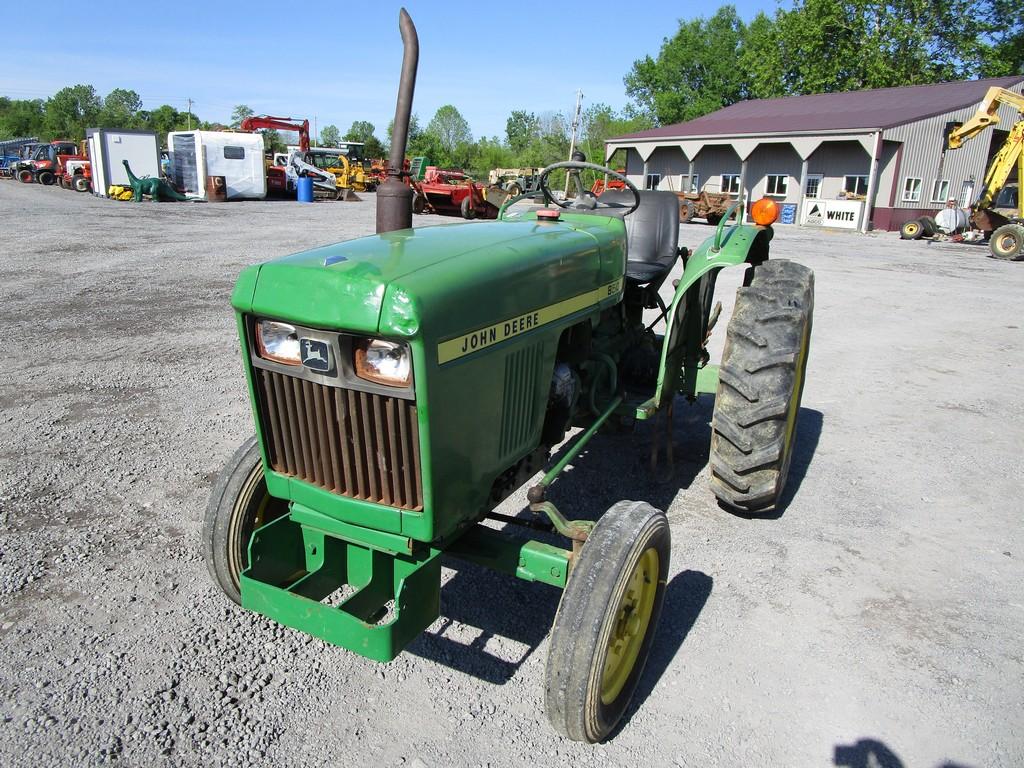 JOHN DEERE 850 TRACTOR SALVAGE