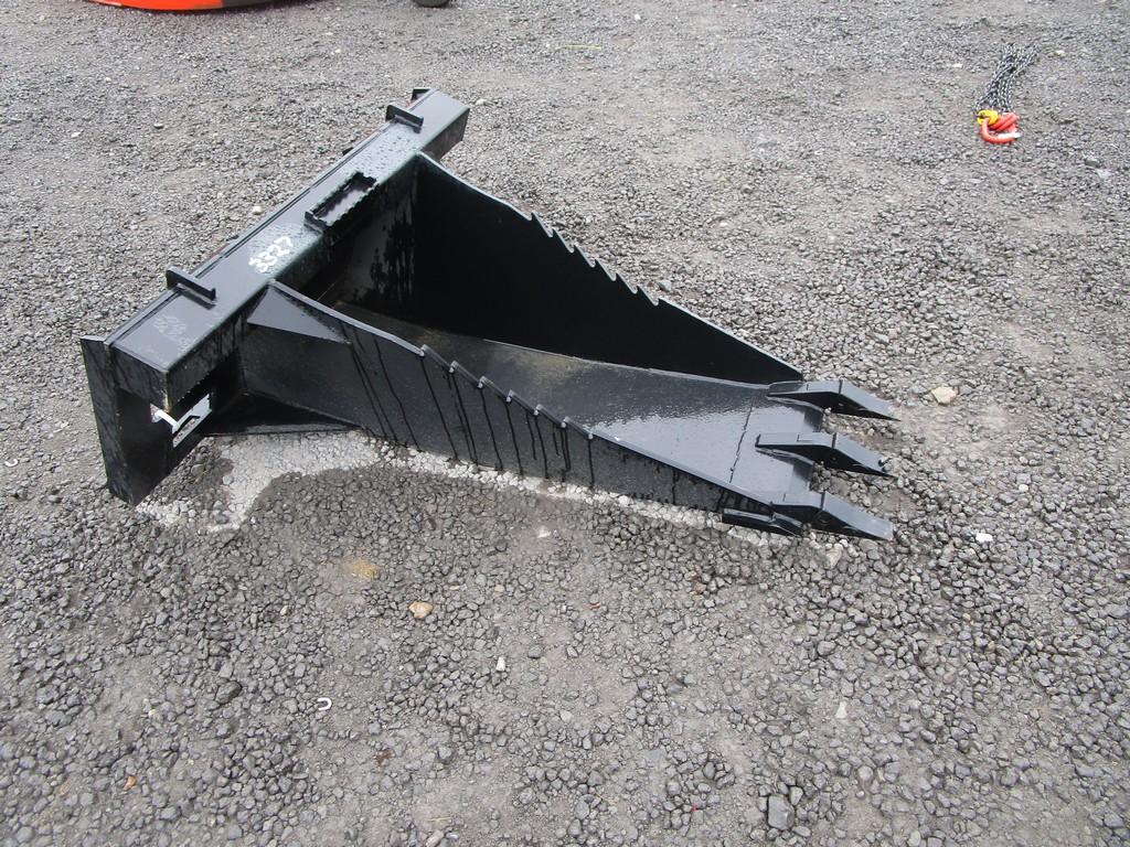 SKIDSTEER HD STUMP BUCKET