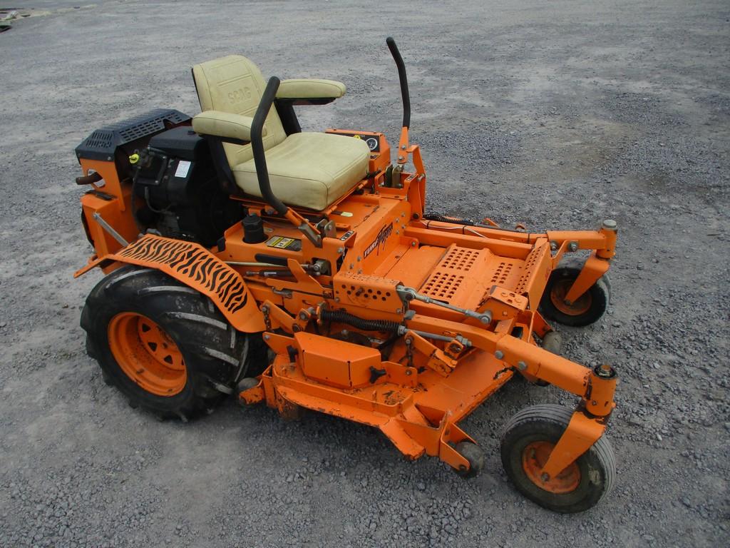 SCAG TURF TIGER LAWN MOWER