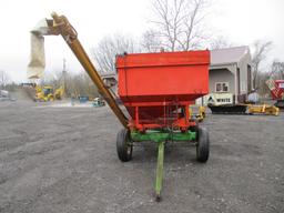 GRAVITY WAGON W HYD AUGER