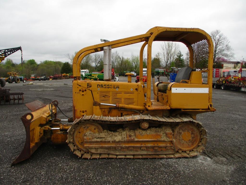 DRESSOR TD-75 DOZER