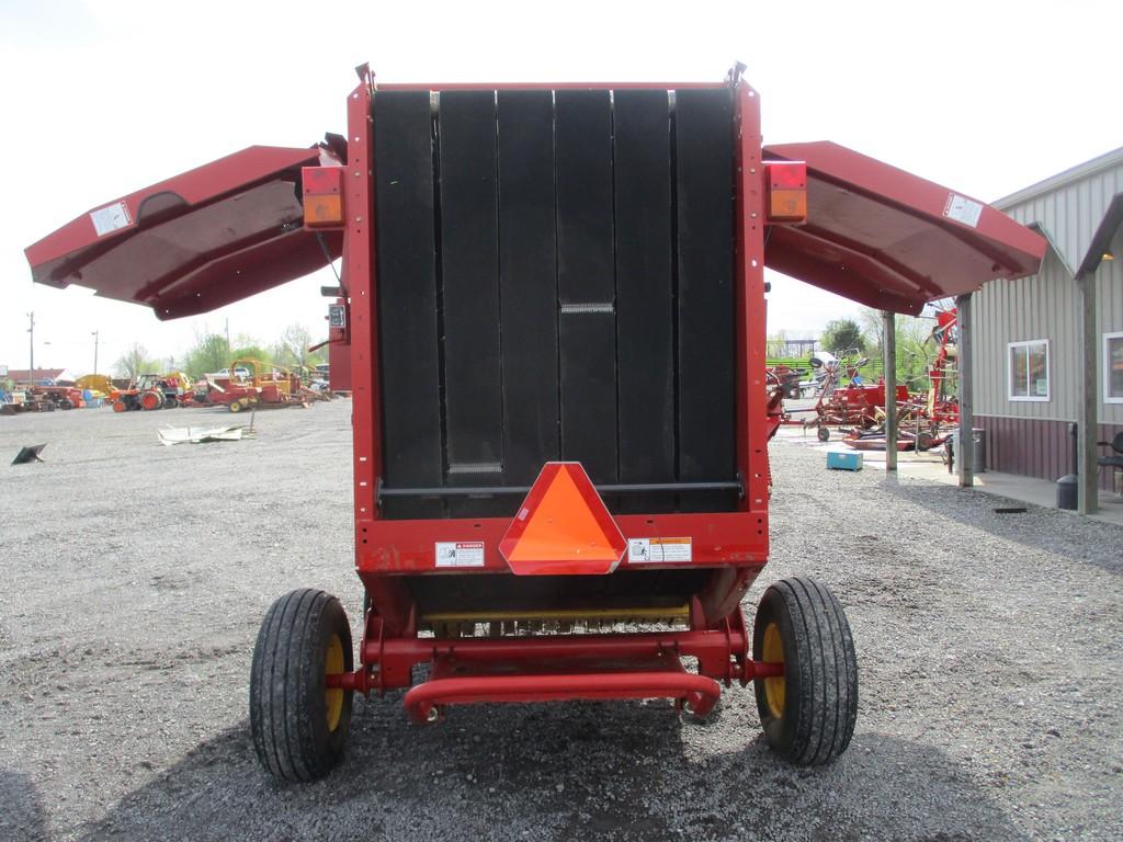 NEW HOLLAND BR7060 RD BALER