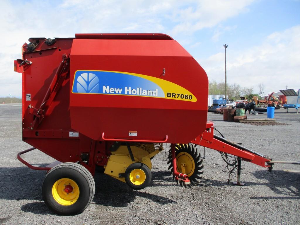 NEW HOLLAND BR7060 RD BALER