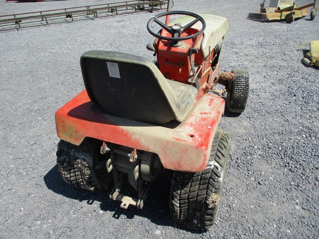 SIMPLICITY LAWN TRACTOR