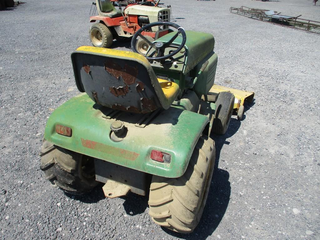 JOHN DEERE 212 LAWN MOWER