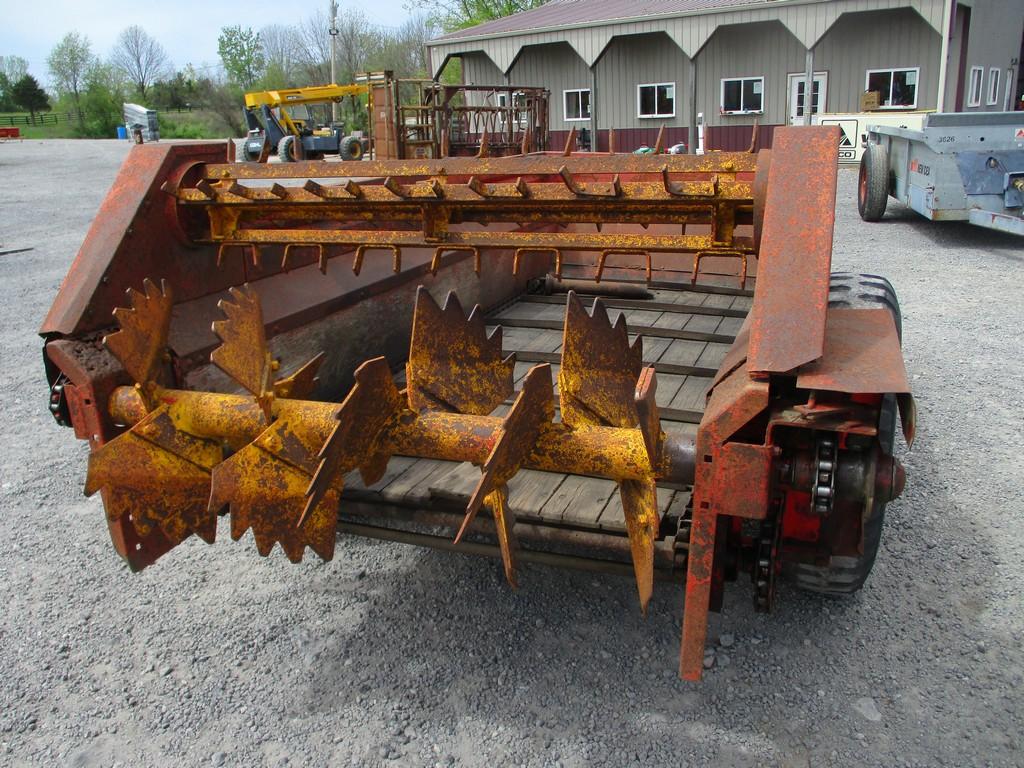 SCHULTZ SPREAD MASTER MANURE SPREADER