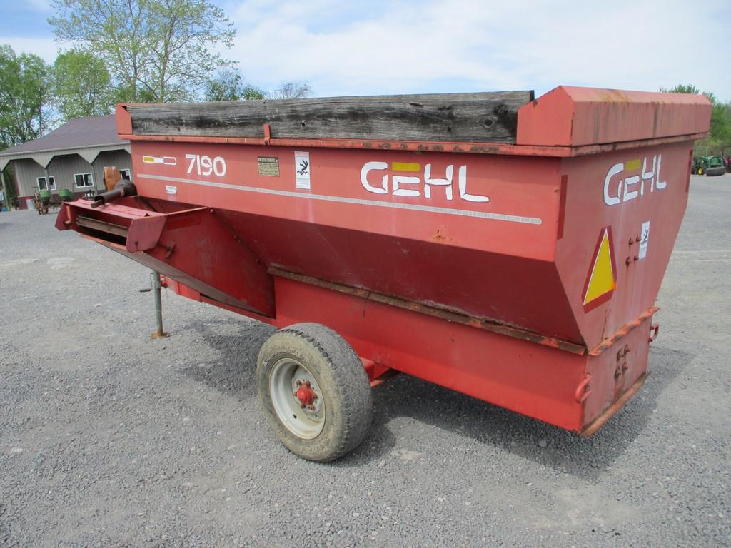 GEHL 7190 FEED CART