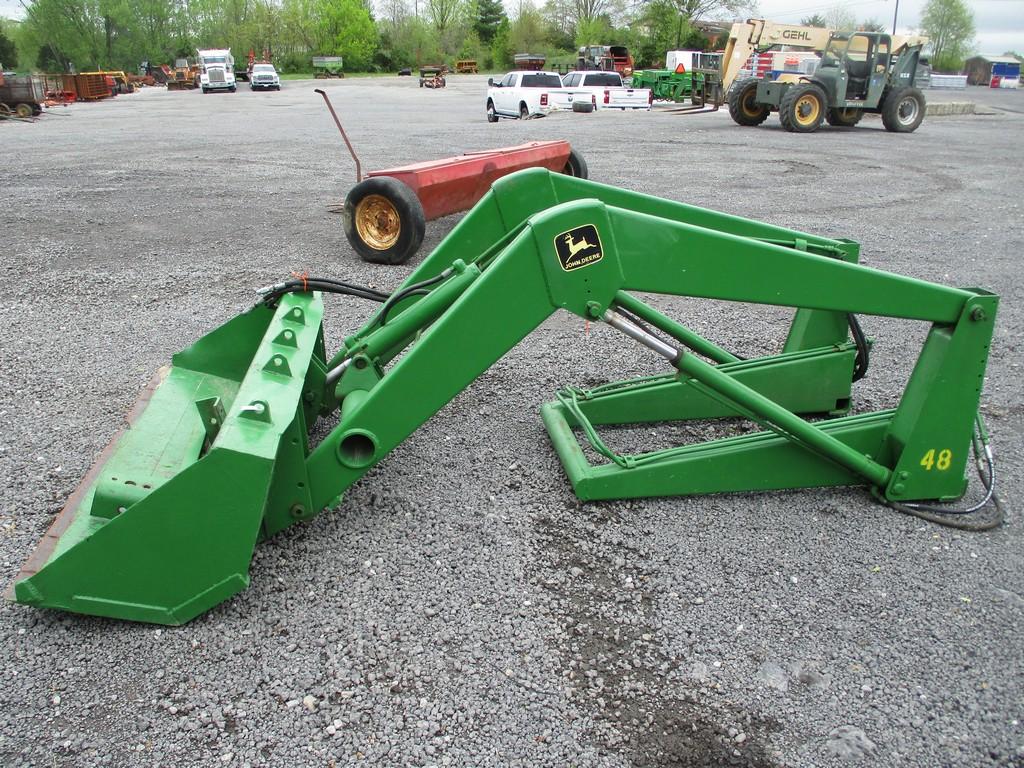 JOHN DEERE 48 LOADER W BRACKETS