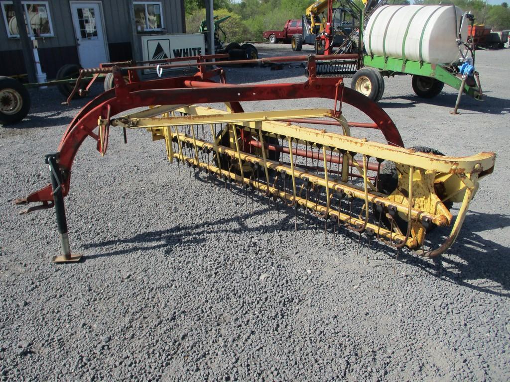 NEW HOLLAND 56 HITCH RAKE